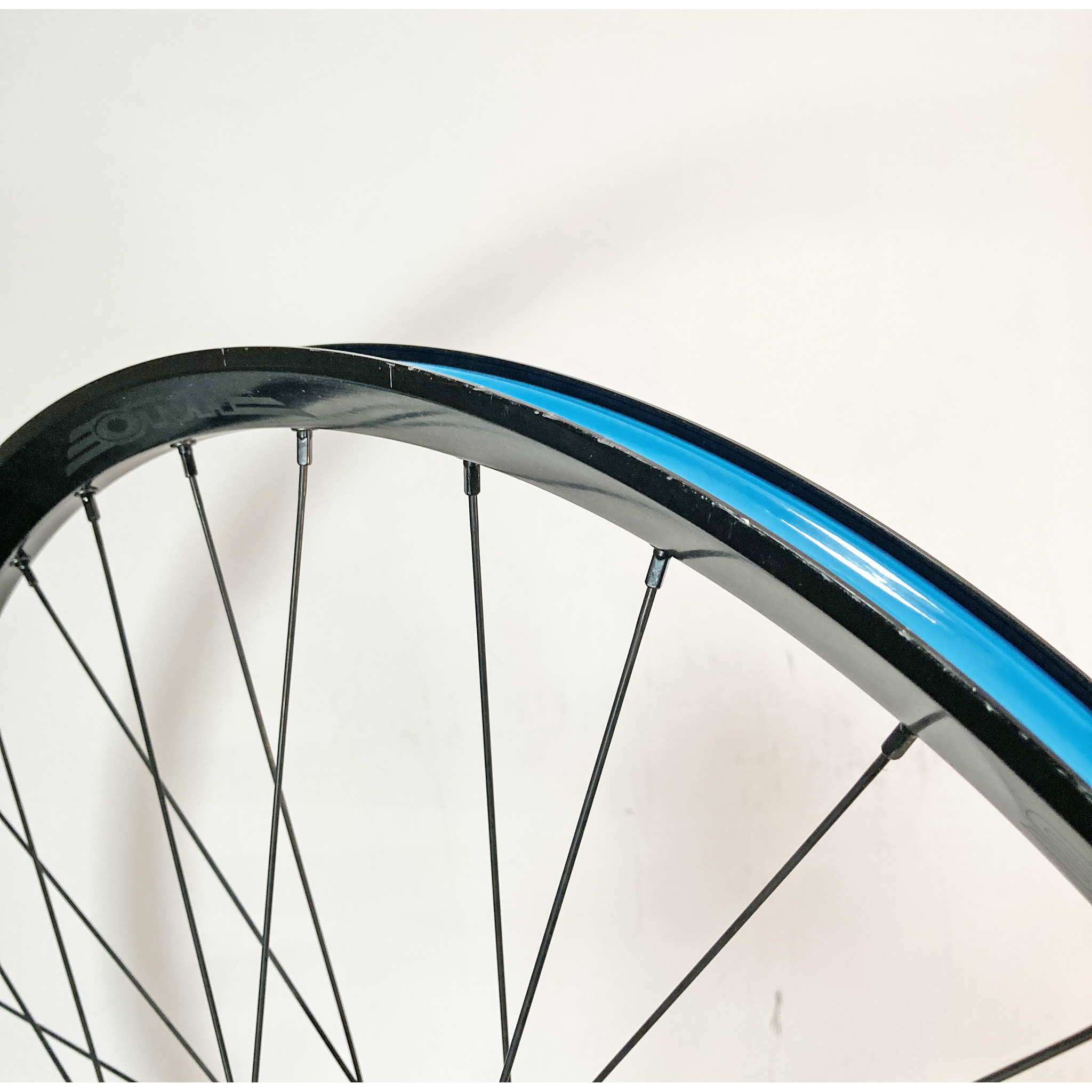 Halo BLEM  Gravitas 27.5" Boost Front Wheel, 32h, Blk 