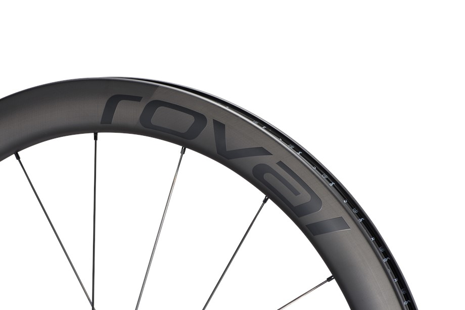 Specialized RAPIDE Satin Carbon / Gloss Black - 700c Front