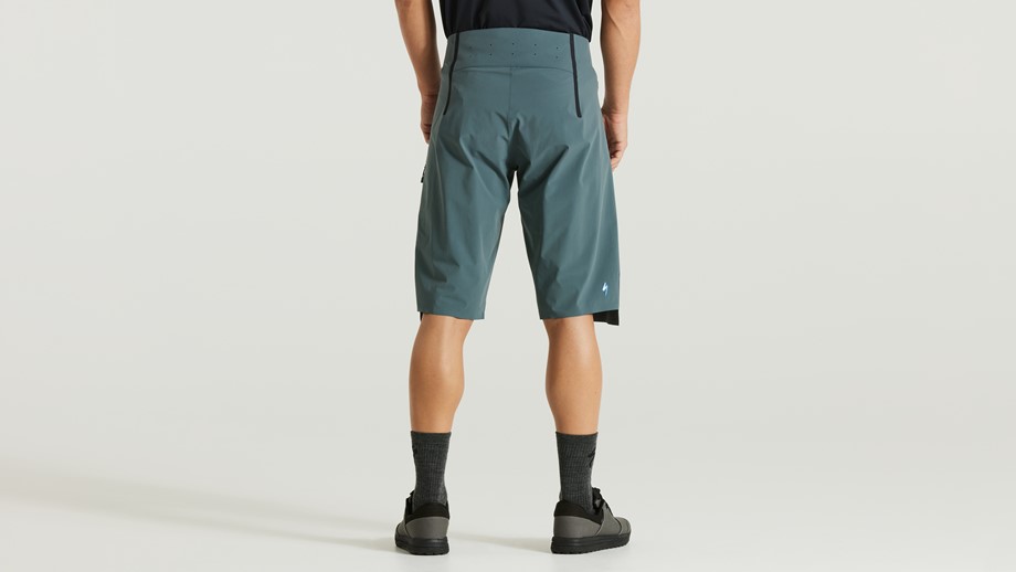Specialized Men's Trail Air Shorts Cast Battleship - 34