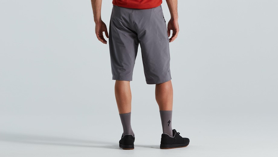 Specialized Men's Trail Cargo Shorts Smoke - 40