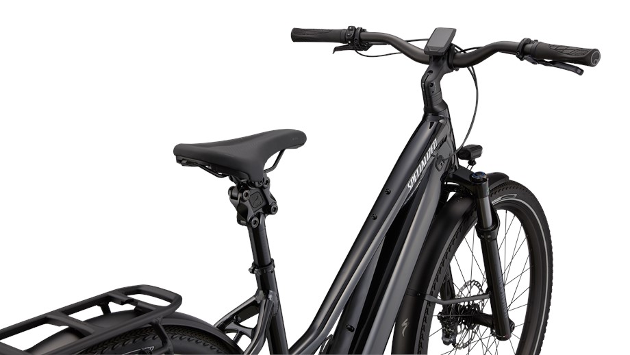 2026 Specialized Turbo Vado 5.0 IGH Step-Through Cast Black / Flake Silver - S