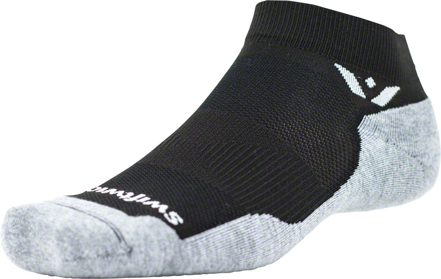 Swiftwick Maxus Ankle Socks - 1", Black, Medium