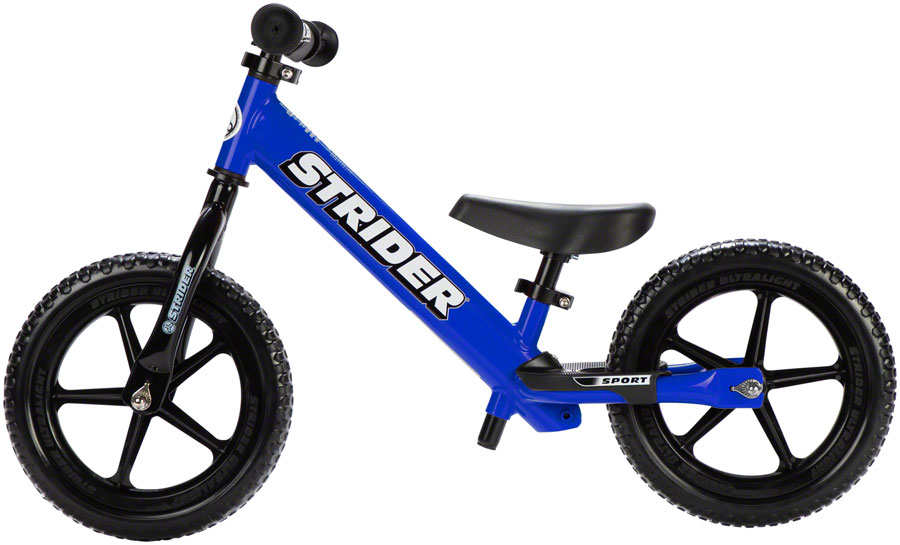 Strider 12 Sport Balance Bike: Blue






