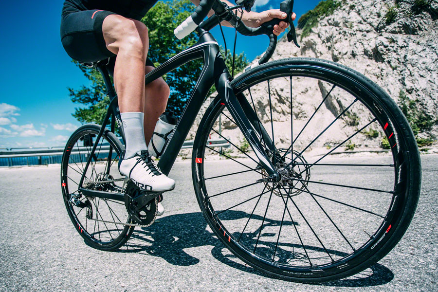 fulcrum racing zero carbon disc peso